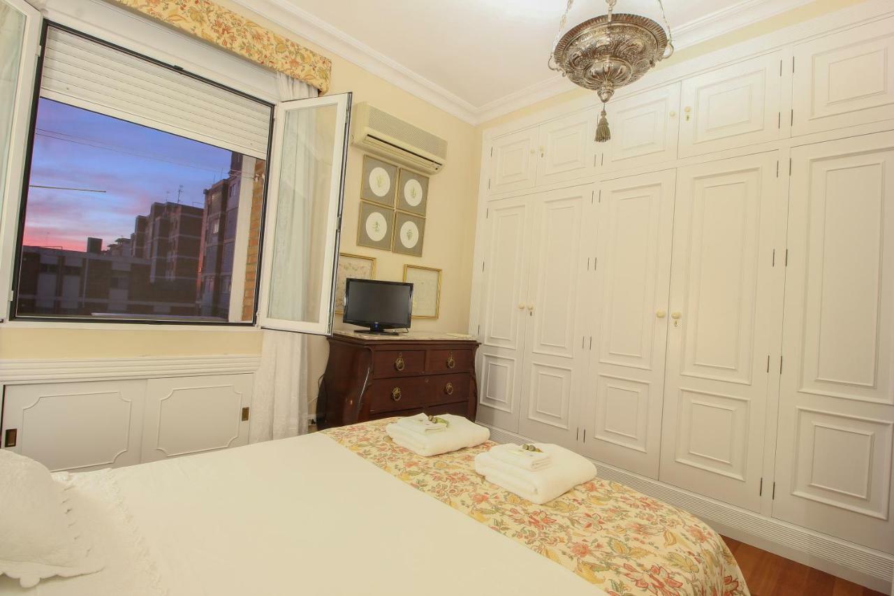 Apartamento La Feria Apartment Sevilla Exterior foto