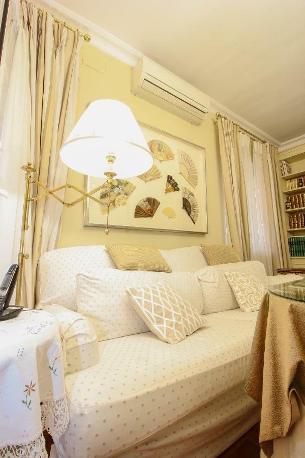 Apartamento La Feria Apartment Sevilla Exterior foto
